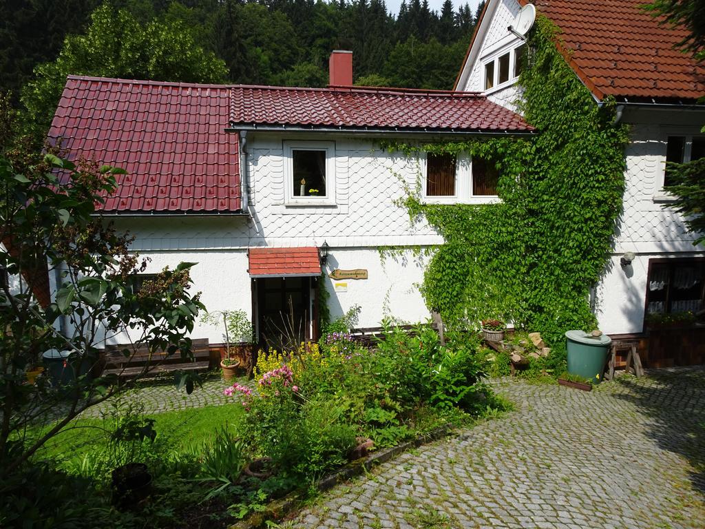 Ferienwohnung Bauer Alter Hammer Шмідефельд-ам-Реннштайґ Екстер'єр фото